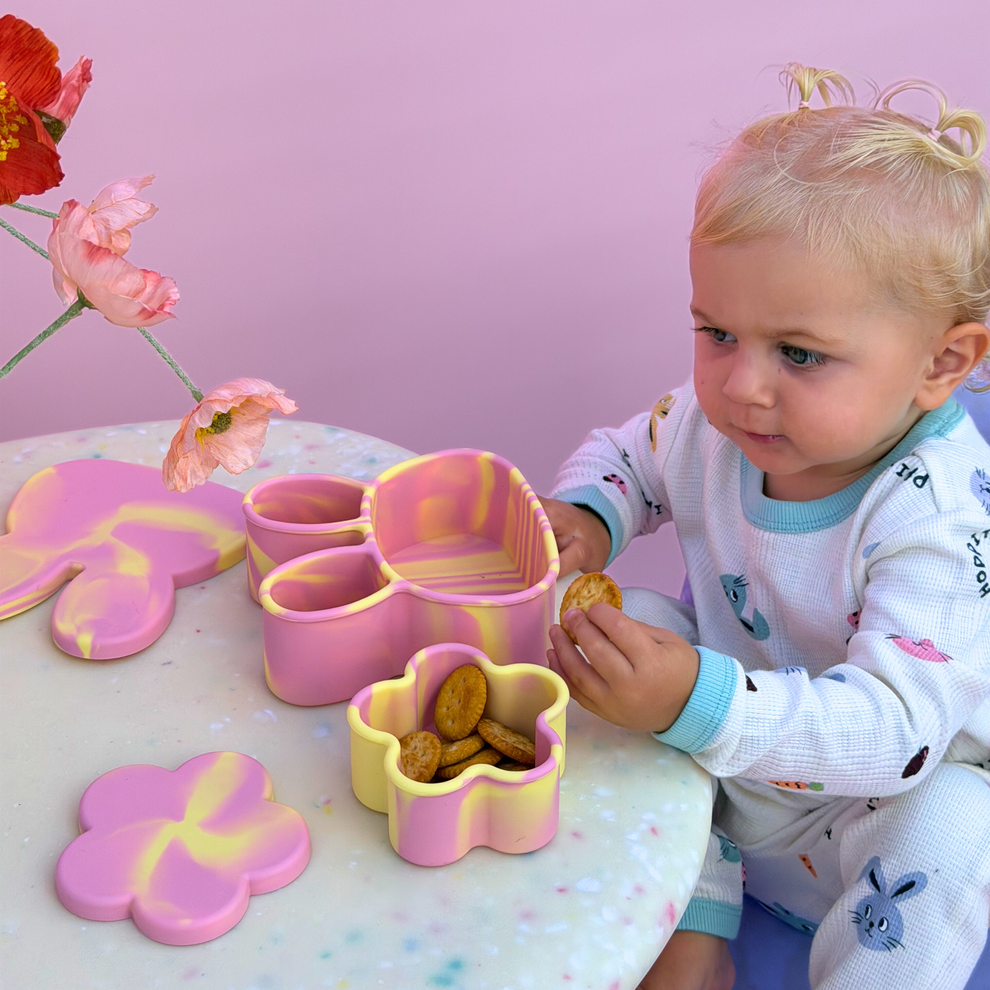 PRE-ORDER The Zero Waste People Silicone Bunny Container - Pink Lemonade