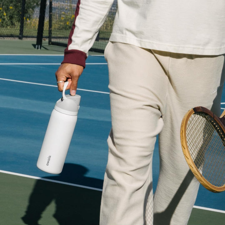 Owala Insulated FreeSip Drink Bottle - 945ml - Shy Marshmallow