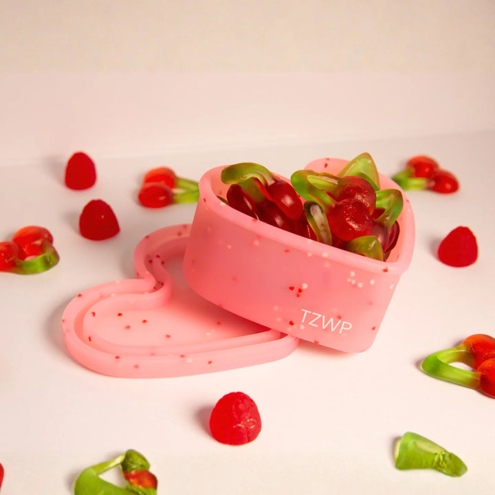 Silicone Snack Container - Confetti Heart - Blush