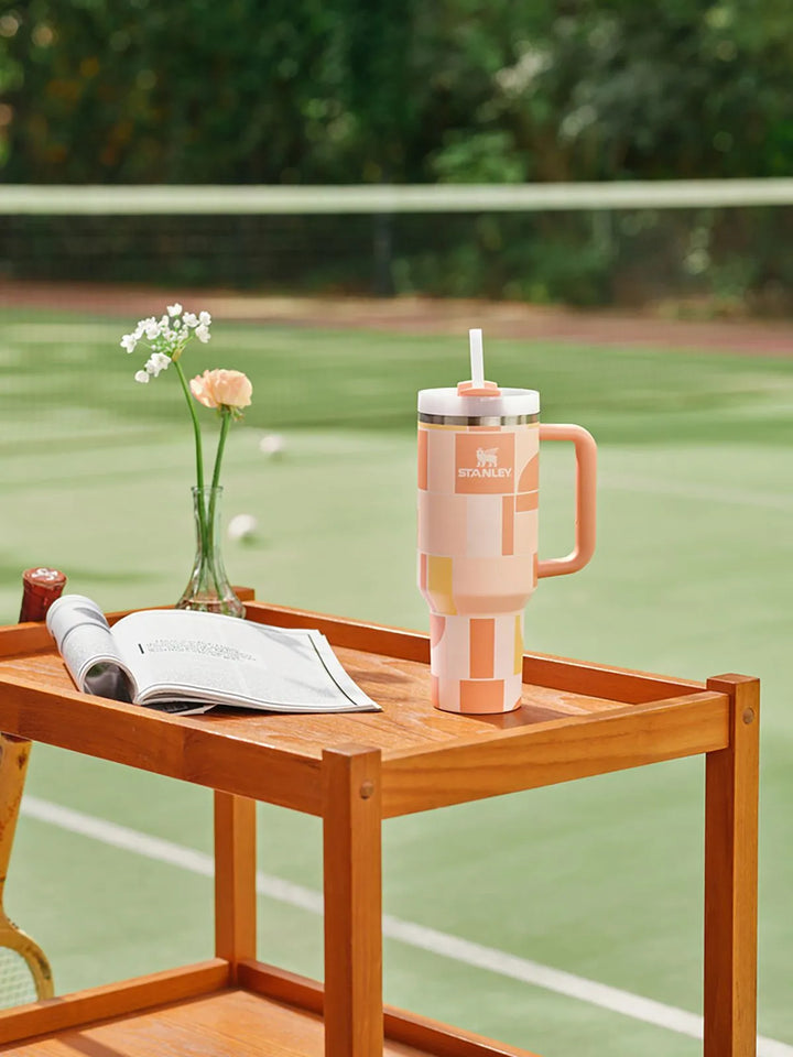 Stanley The Quencher H2.0 FlowState Tumbler 40 OZ - Apricot Court Geo