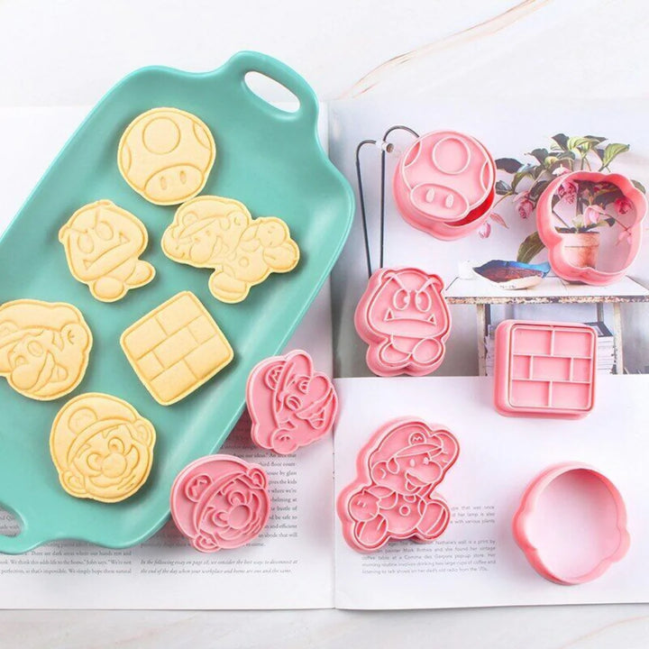 Mum Made Yum Cookie Mould Cutter Set - Mario