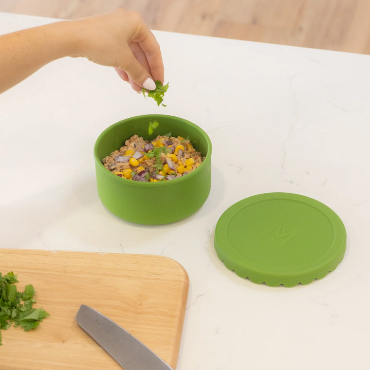 MontiiCo Silicone Scallop Bowl - Pickle