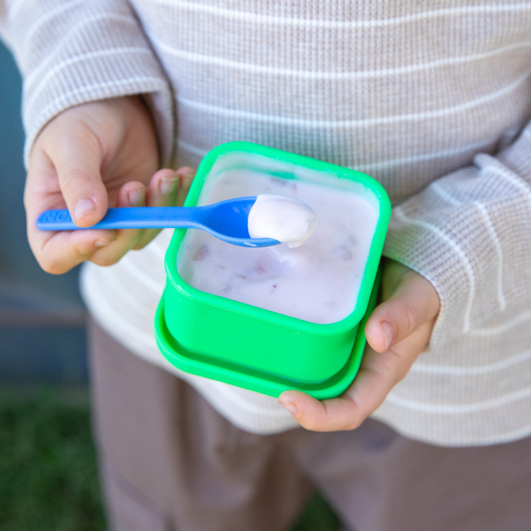 MontiiCo Silicone Snack Tub - Apple