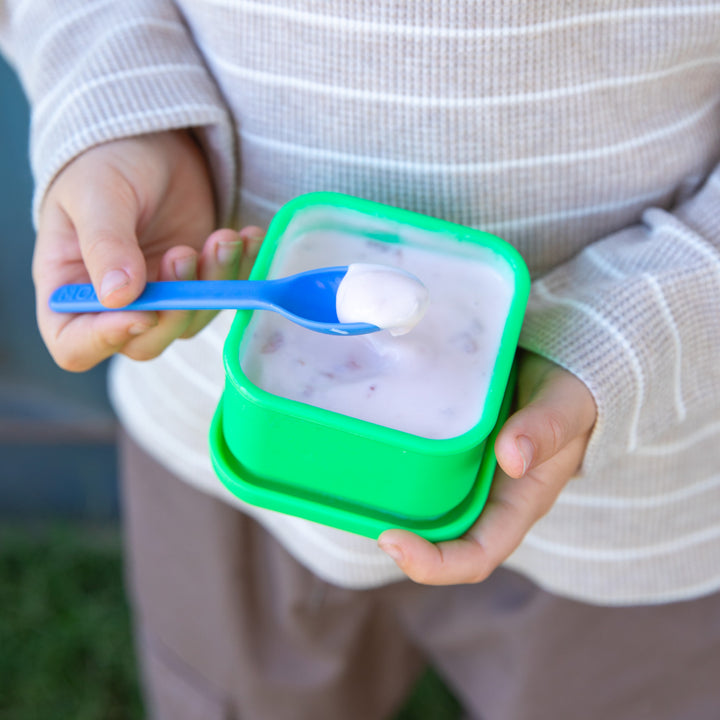 MontiiCo Silicone Snack Tub - Apple