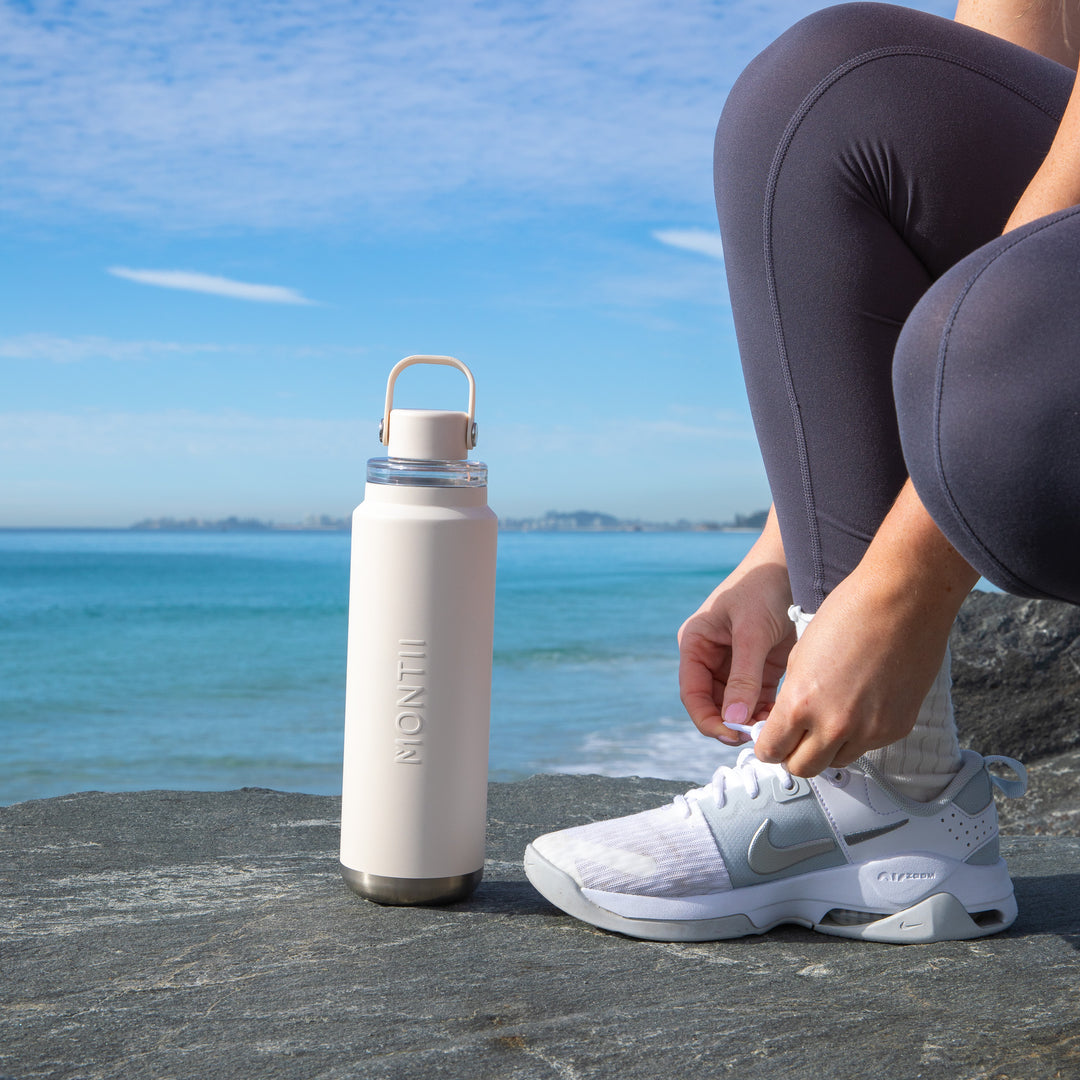 PRE-ORDER - MontiiCo Quench Drink Bottle - 700ml - Cream