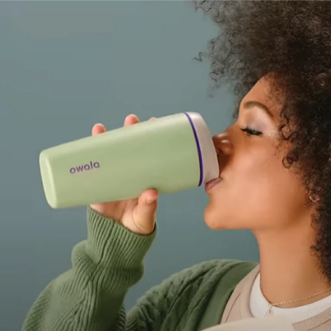 Owala Insulated SmoothSip Slider Travel Cup - 590ml - Golden Quest