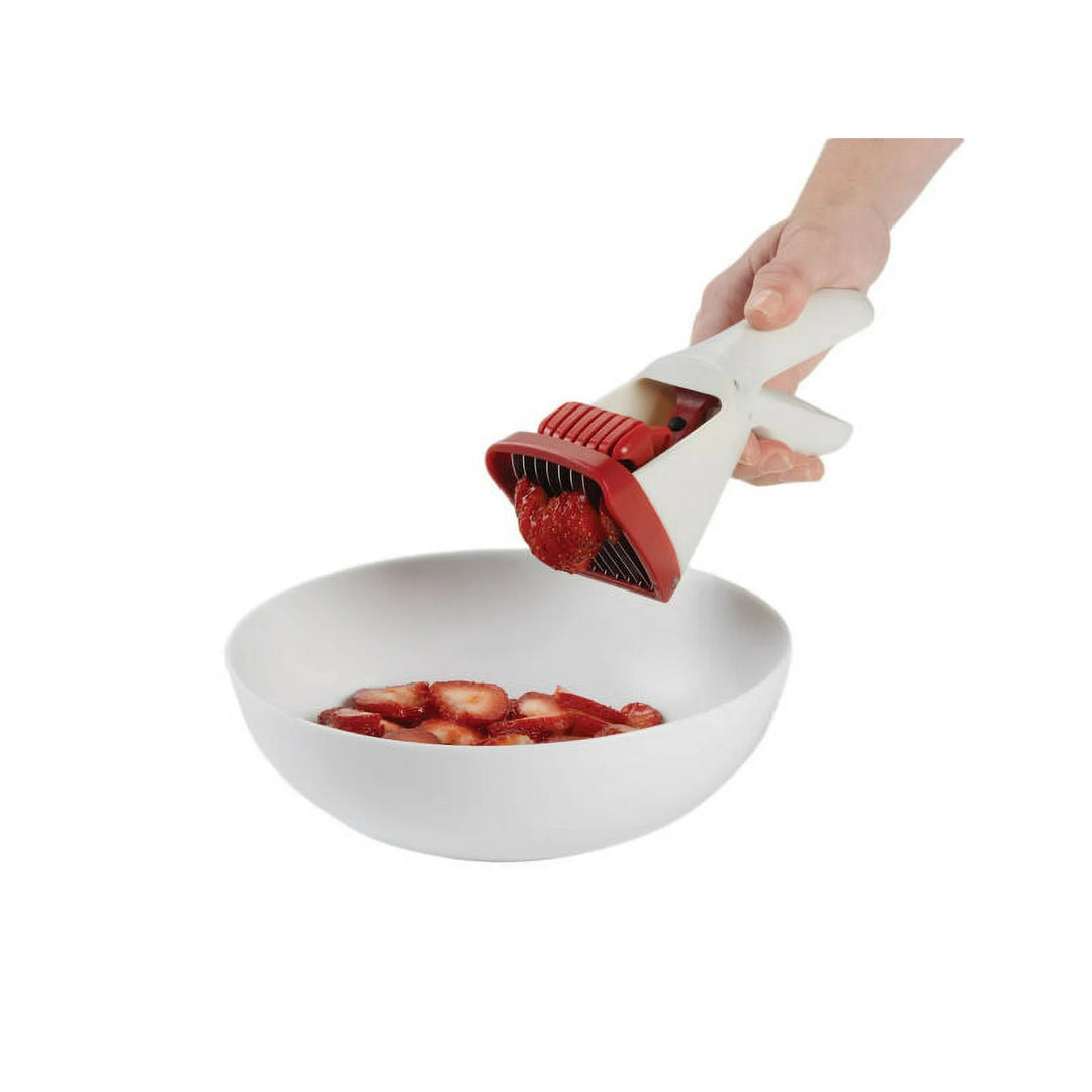 Slicester - Strawberry Slicer