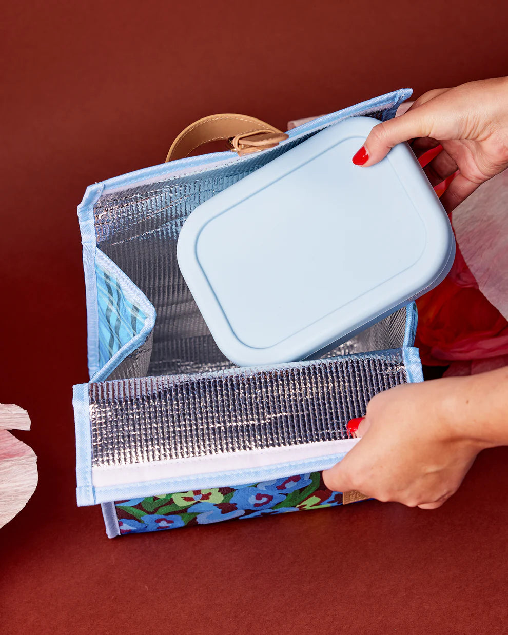 The Somewhere Co. Insulated Lunch Satchel - Pansy Patch