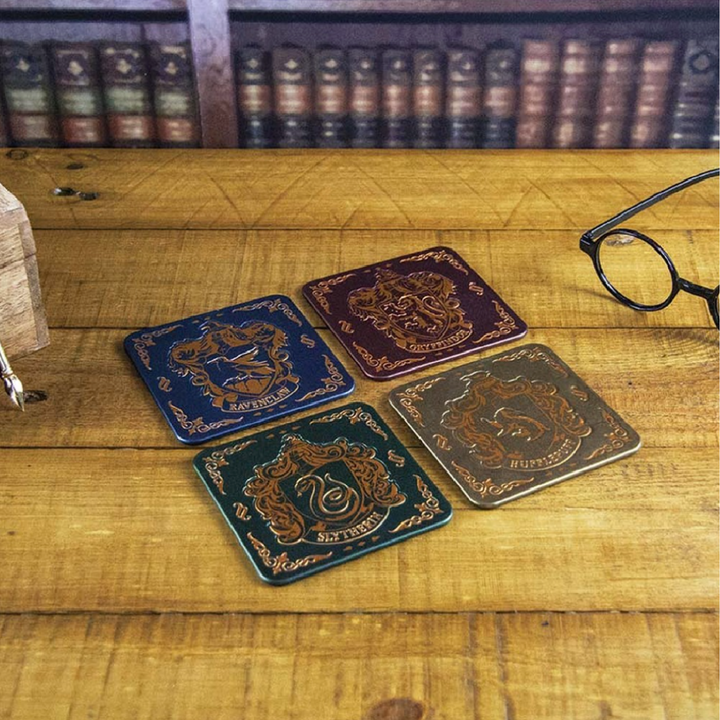 Harry Potter - Hogwarts Crest Coaster Set